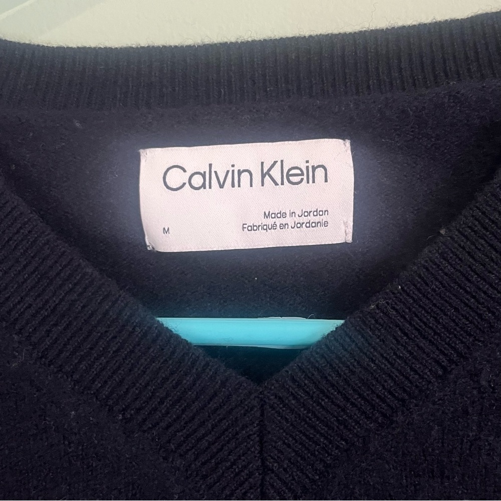 Calvin Klein Men's Black V-Neck Knit Sweater - Picture 5 of 7